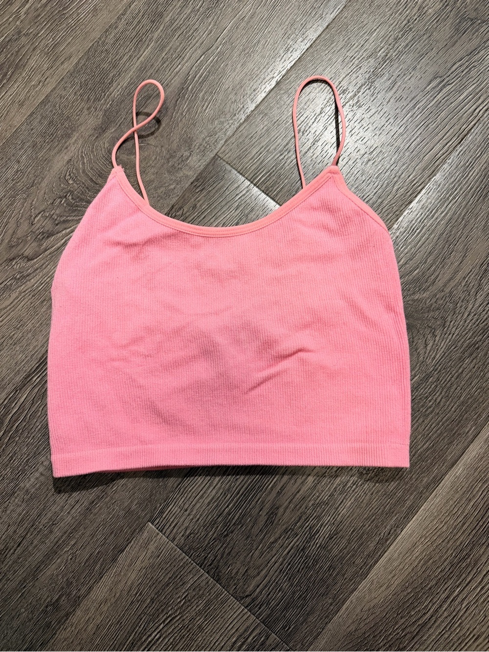 Pink Ribbed Cropped Tank Top With Spaghetti Straps - Picture 2 of 8